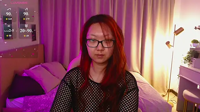 Snapshot of Marine_Vact chatting on June 6, 2026, 2:11 pm Marine Vact online show from June 6, 2026, 2:11 pm