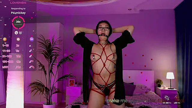 Snapshot of Marine_Vact chatting on February 19, 2025, 8:31 pm Marine Vact online show from February 19, 2025, 8:31 pm