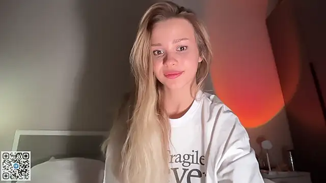 Snapshot of sunsally chatting on November 15, 2025, 9:19 pm sunsally online show from November 15, 2025, 9:19 pm