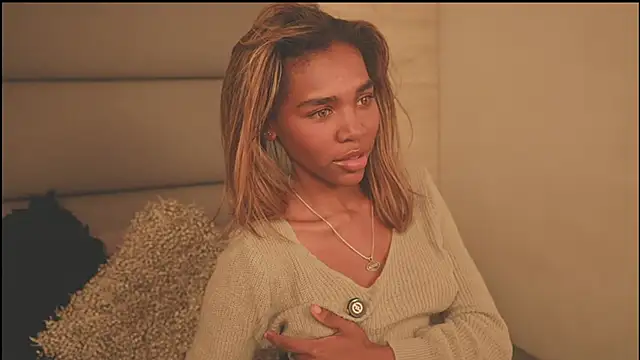 Snapshot of Lily_Miiller chatting on February 19, 2026, 9:12 pm Lily Miiller online show from February 19, 2026, 9:12 pm