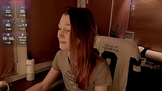 Snapshot of Fox_sky_Fox chatting on January 21, 2025, 6:12 pm Fox sky Fox online show from January 21, 2025, 6:12 pm