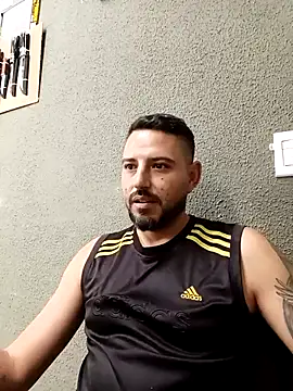 P4uzud4O online show from April 16, 2026, 9:50 pm