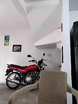 King russo online show from September 18, 2025, 6:33 pm