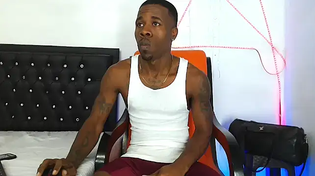 Snapshot of Damian_hart_24CM chatting on October 26, 2025, 10:48 am Damian hart 24CM online show from October 26, 2025, 10:48 am