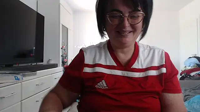 Snapshot of Amandamuller1982 chatting on September 9, 2025, 9:08 am Amandamuller1982 online show from September 9, 2025, 9:08 am