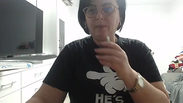 Snapshot of Amandamuller1982 chatting on November 5, 2025, 8:23 pm Amandamuller1982 online show from November 5, 2025, 8:23 pm