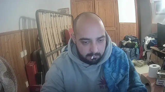 chicomallorca96 online show from January 8, 2026, 7:20 pm