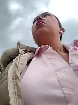 Snapshot of VIOLETA-25_ chatting on November 19, 2025, 3:01 pm VIOLETA-25 online show from November 19, 2025, 3:01 pm