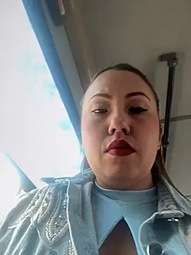 Snapshot of VIOLETA-25_ chatting on October 28, 2025, 3:00 pm VIOLETA-25 online show from October 28, 2025, 3:00 pm