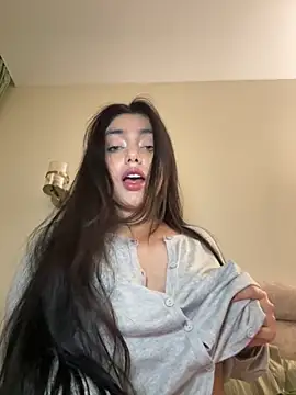 Snapshot of Sweet_Khalifa_ chatting on November 4, 2025, 3:05 pm Sweet Khalifa online show from November 4, 2025, 3:05 pm