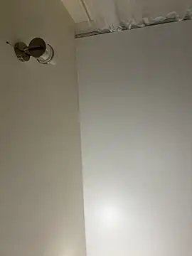 Snapshot of Sweet_Khalifa_ chatting on February 16, 2025, 2:21 pm Sweet Khalifa online show from February 16, 2025, 2:21 pm