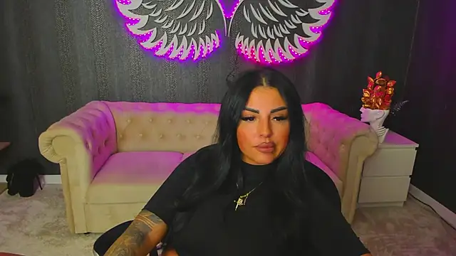 anemarieejolie online show from September 10, 2025, 4:39 pm