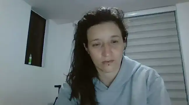 Snapshot of hanamy_joha chatting on January 30, 2025, 11:45 pm hanamy joha online show from January 30, 2025, 11:45 pm