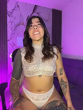 Snapshot of luccianagreyy chatting on July 9, 2026, 3:00 pm luccianagreyy online show from July 9, 2026, 3:00 pm