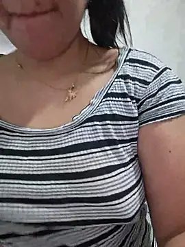 steisy325 online show from April 10, 2026, 2:35 pm