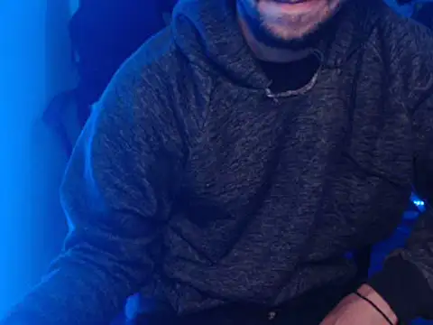 Snapshot of anjonoturno1 chatting on February 17, 2025, 5:14 am anjonoturno1 online show from February 17, 2025, 5:14 am