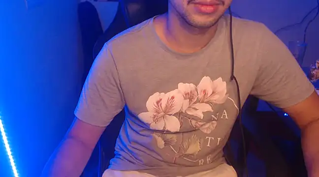 Snapshot of anjonoturno1 chatting on December 15, 2024, 10:15 pm anjonoturno1 online show from December 15, 2024, 10:15 pm