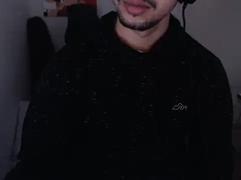 Snapshot of anjonoturno1 chatting on January 27, 2025, 1:30 pm anjonoturno1 online show from January 27, 2025, 1:30 pm