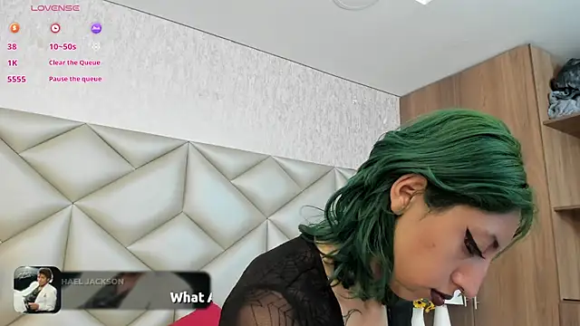 Im gaia online show from November 14, 2025, 12:09 pm