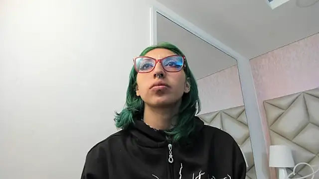 Im gaia online show from September 18, 2025, 12:41 pm