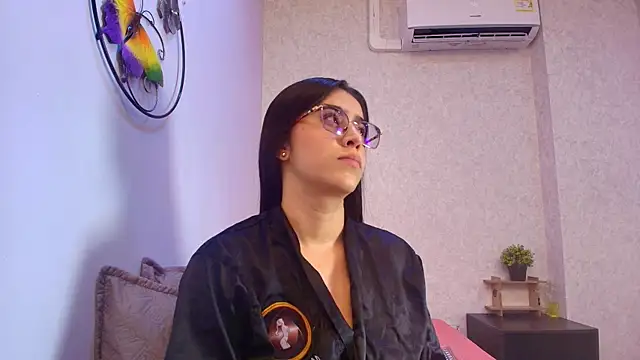 Amy wats0n online show from November 26, 2025, 7:14 pm