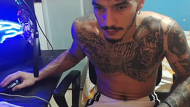 Snapshot of Badboyi1997 chatting on September 30, 2025, 10:38 pm Badboyi1997 online show from September 30, 2025, 10:38 pm