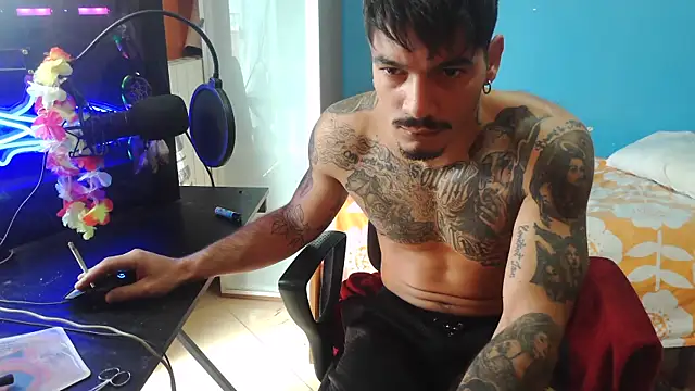 Snapshot of Badboyi1997 chatting on October 3, 2025, 12:39 pm Badboyi1997 online show from October 3, 2025, 12:39 pm