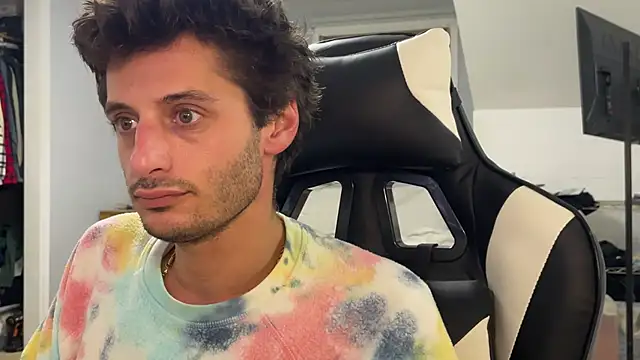 Snapshot of Dylansd chatting on December 21, 2024, 1:36 am Dylansd online show from December 21, 2024, 1:36 am