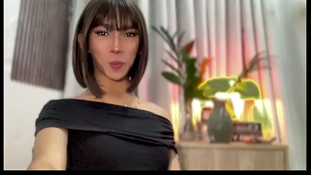 LexieTrixie online show from March 14, 2026, 5:19 pm