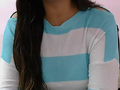 Snapshot of diva-22 chatting on January 25, 2025, 12:05 pm diva-22 online show from January 25, 2025, 12:05 pm