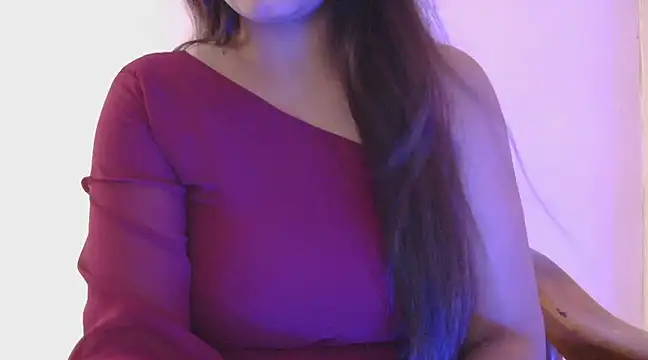 Snapshot of diva-22 chatting on March 7, 2025, 10:46 am diva-22 online show from March 7, 2025, 10:46 am