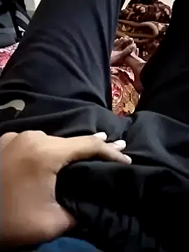 black cobra70 online show from January 5, 2025, 2:08 pm