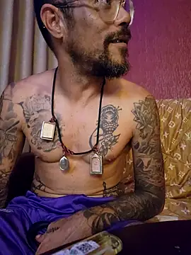 mileflav0r online show from March 18, 2025, 5:23 pm