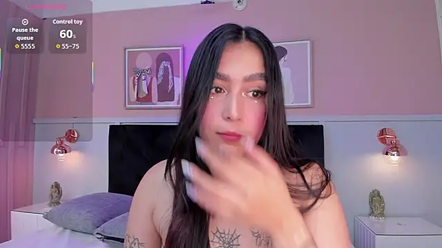 Snapshot of elodie_walker chatting on November 26, 2025, 11:54 am elodie walker online show from November 26, 2025, 11:54 am