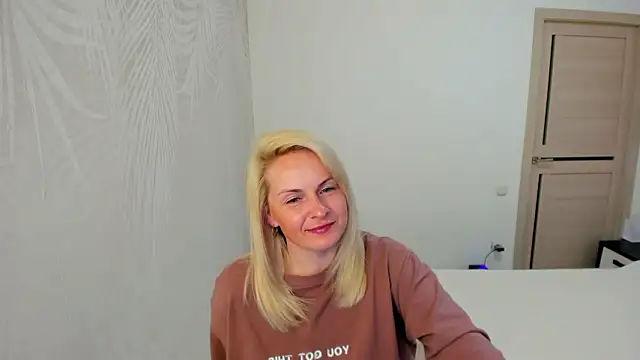 Alicee Gracee online show from March 29, 2026, 7:15 pm