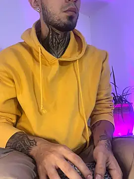 Snapshot of Anthony-Martin chatting on November 19, 2025, 12:38 pm Anthony-Martin online show from November 19, 2025, 12:38 pm