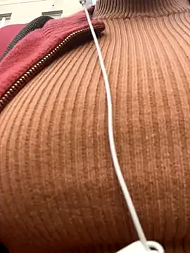 ScarletAss online show from September 9, 2025, 5:17 am