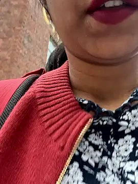 ScarletAss online show from September 14, 2025, 4:24 am