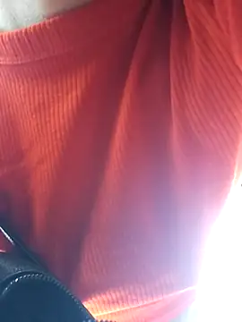 Snapshot of beaverwoman chatting on September 21, 2025, 11:04 am beaverwoman online show from September 21, 2025, 11:04 am