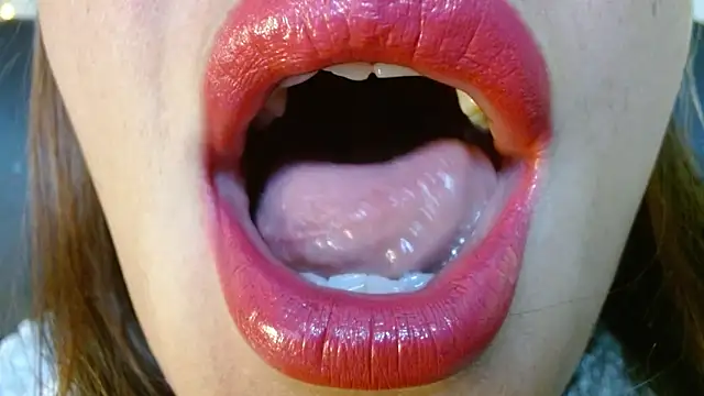 miss evoleth2 online show from December 22, 2025, 8:36 am