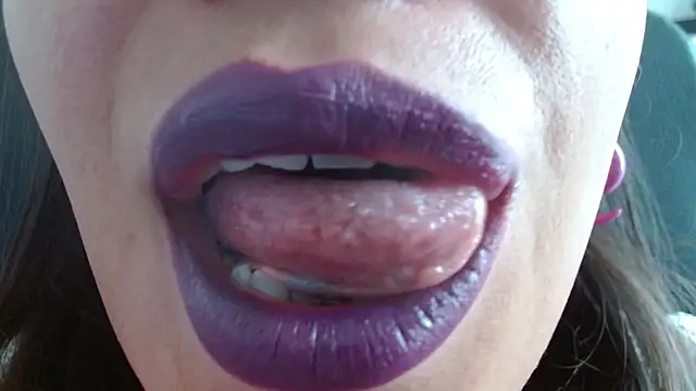 miss evoleth2 online show from June 5, 2026, 7:41 pm