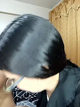 Snapshot of Lucy_Chery chatting on December 14, 2025, 11:21 pm Lucy Chery online show from December 14, 2025, 11:21 pm