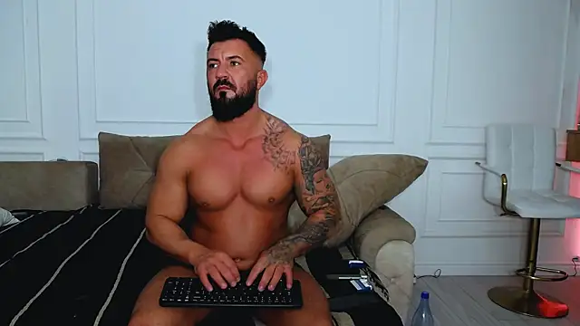 Snapshot of UrsuKing chatting on February 8, 2025, 10:51 pm UrsuKing online show from February 8, 2025, 10:51 pm