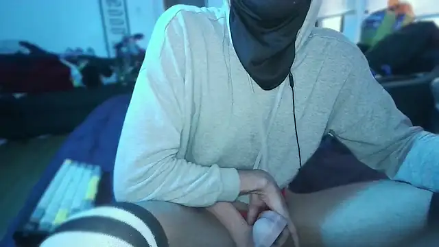 DeeGivenchyy online show from September 25, 2025, 8:48 pm