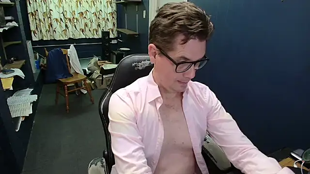 tilobinder online show from March 20, 2026, 3:46 pm