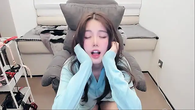 Snapshot of bbtt544 chatting on January 16, 2026, 3:05 pm bbtt544 online show from January 16, 2026, 3:05 pm