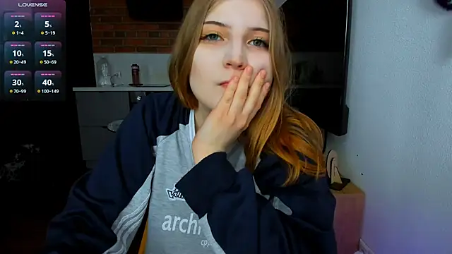 princessaalicc online show from February 28, 2025, 12:31 pm