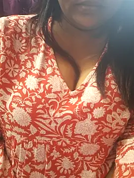 Snapshot of Hot-Anuska chatting on December 1, 2025, 10:16 am Hot-Anuska online show from December 1, 2025, 10:16 am