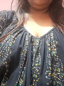 Hot-Anuska online show from April 10, 2026, 1:51 pm