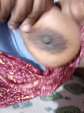 Snapshot of Hot-Anuska chatting on February 20, 2025, 10:05 am Hot-Anuska online show from February 20, 2025, 10:05 am